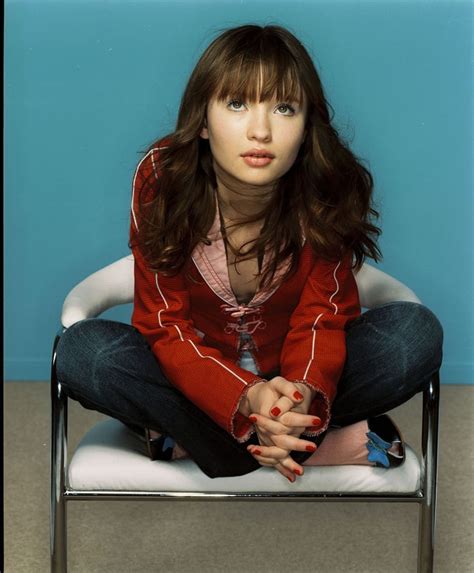picture of emily browning
