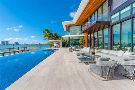 Miami Beach Spec House Lists For 38 Million Mansion Global