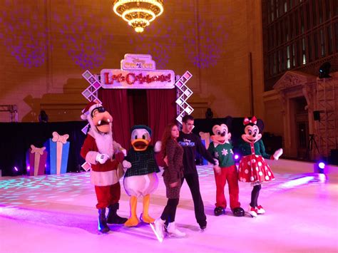 Disney On Ice Presents Lets Celebrate Disney On Ice Lets Celebrate
