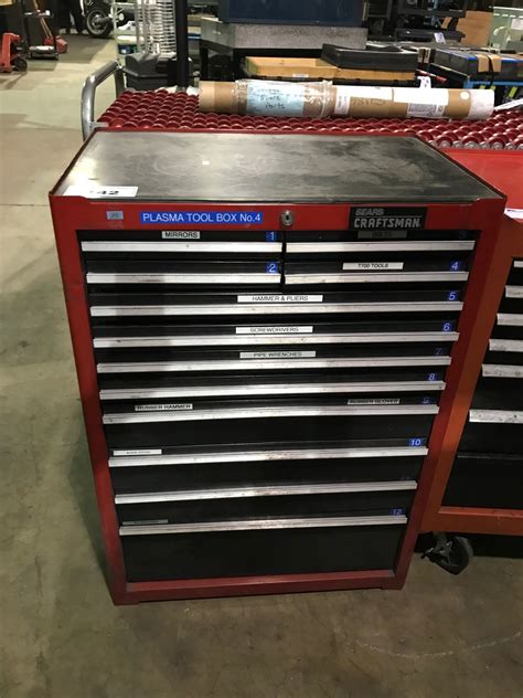 Red Craftsman 12 Drawer Mobile Mechanics Tool Chest