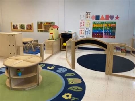 Hometown Childcare Preschool And Child Care Center Serving Aurora Il