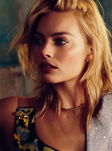 Margot Robbie Photoshoot For Vogue Magazine Australia March