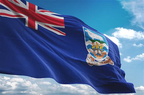 Islas Malvinas Bandera Ondeando Fondo Cielo Nublado Foto De Stock Y Más Banco De Imágenes De