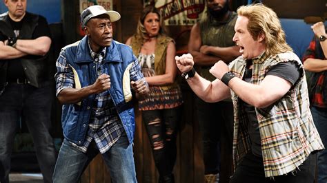 Watch Saturday Night Live Highlight: Bar Fight - NBC.com