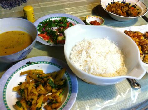 Tips for arranging a candle light dinner. Simple Indian Dinner You Can Cook Even On Weekdays - Mukti ...