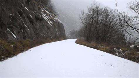 Gentle Snow Fall Hd Nature Relax Chromecast Screensaver