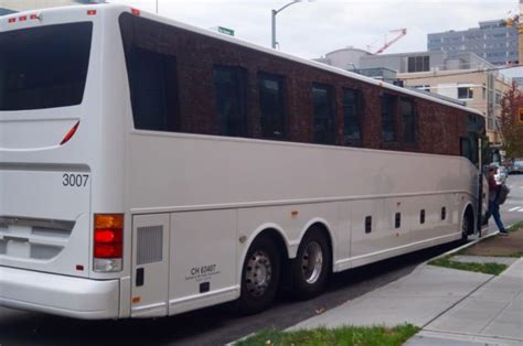 Amazon Launches Stealthy Employee Shuttle System With Nondescript Buses