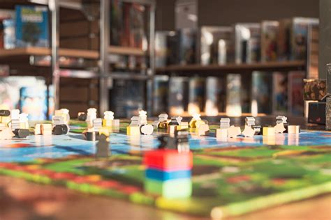 Best Single Player Board Games To Keep You Entertained Hello Taee