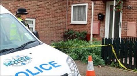 Murder Probe In Wellingborough After Body Discovery Bbc News