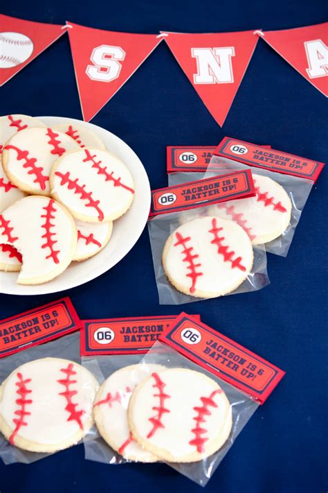 4.7 out of 5 stars 90. Baseball Themed Birthday Party - Evermine Occasions