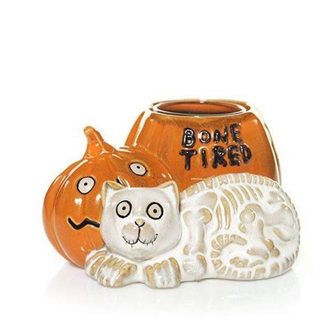 Bone Tired Cat And Pumpkin Halloween Yankee Candle Votive Holder