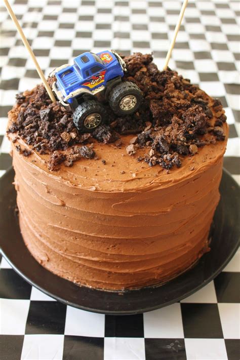 Boys, at this age, don't generally respond well to wit or whimsy, so cakes should be simple and unsentimental. monster truck cake - Google Search … | Truck birthday ...