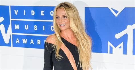 Britney Spears Reveals She S On The Right Medication