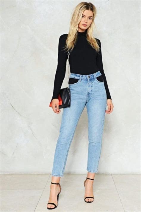 55 Cozy Different Ways To Style Mom Jeans Mom Jeans Fashion Shopping Outfit