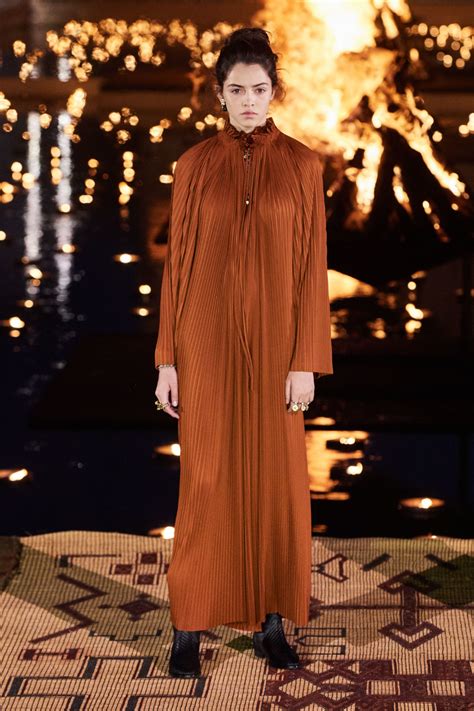 Christian Dior Resort 2020 Collection Vogue Fashion Fashion Show