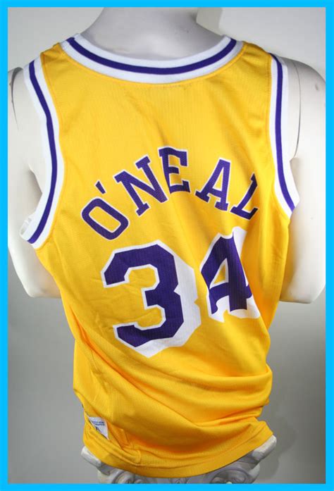 We are #lakersfamily 17x champions | want more? Champion L.A. Lakers Trikot 34 Shaq O'Neal Los Angelas NBA ...