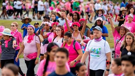 See Photos Of Susan G Komens Hialeah Breast Cancer Walk Miami Herald