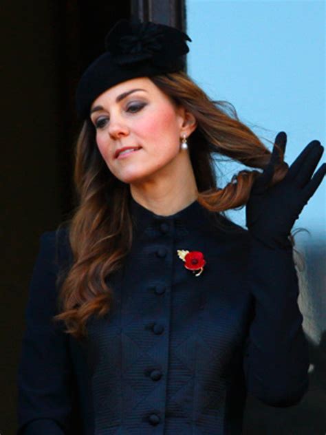 In Defense Of Kate Middletons Hair Twirling Allure