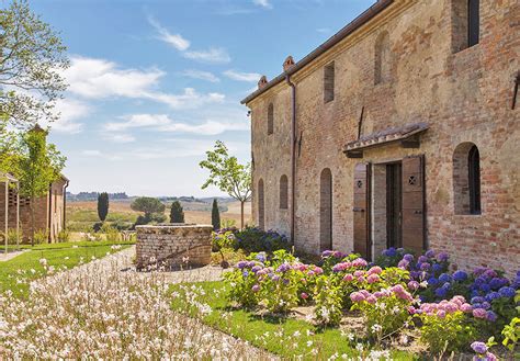 The Top Four Farmhouses For Rent In Tuscany