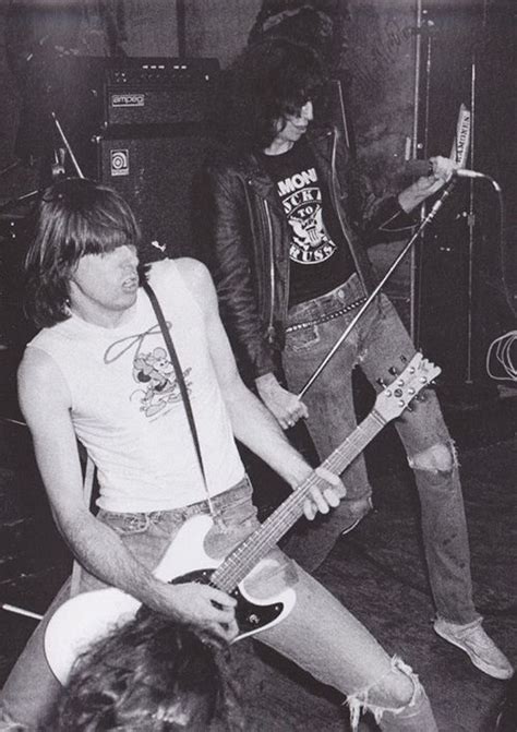 Jeffryhyman Ramones Joey Ramone Johnny