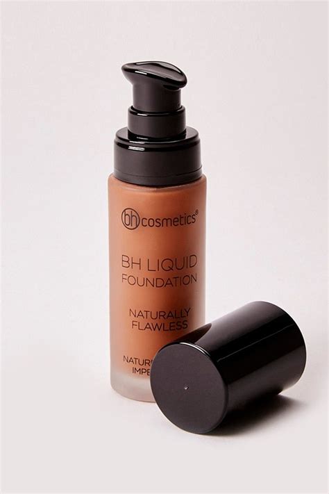 Bh Liquid Foundation Naturally Flawless Forever 21 In 2021 Liquid