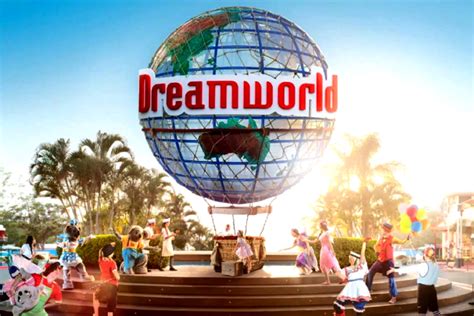 7 Best Theme Parks On The Gold Coast Man Of Many