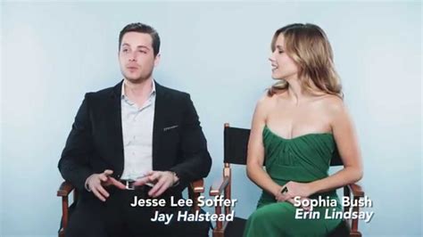 Chicago Pd Sophia Bush And Jesse Lee Soffer Chat With Tv Insider Youtube