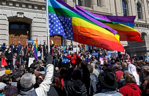 Gov Pence Defends Religious Freedom Bill Amid Continued Criticism