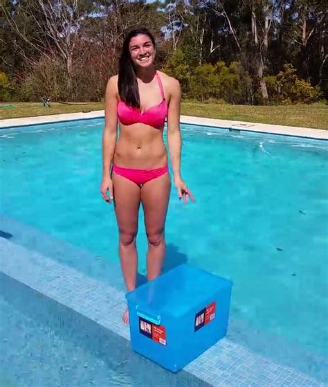 Pop Minute Michelle Jenneke Bikini Ice Bucket Challenge Photos Photo