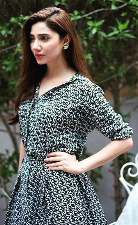 Mahira Khan Pics Pakistani Actress Mahira Khan Mahira Khan Dresses