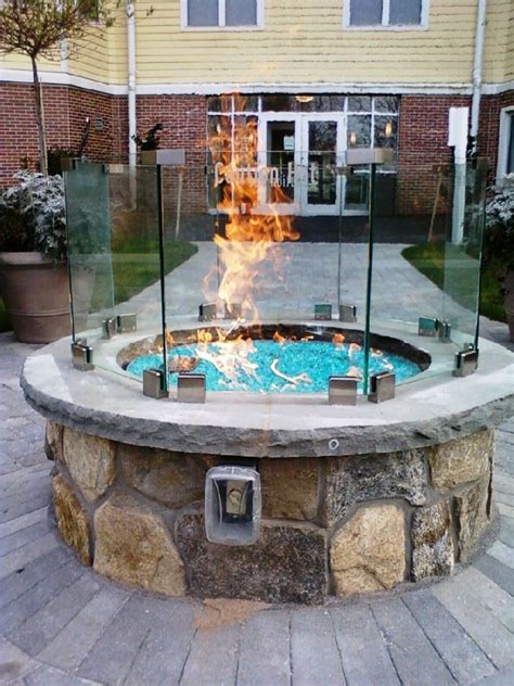 Surround Your Outdoor Fire Pit With Glass It Will Keep Everyone Safe And It Looks Awesome