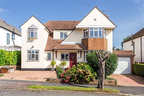 Hill Rise Rickmansworth Hertfordshire Wd3 5 Bed Detached House For