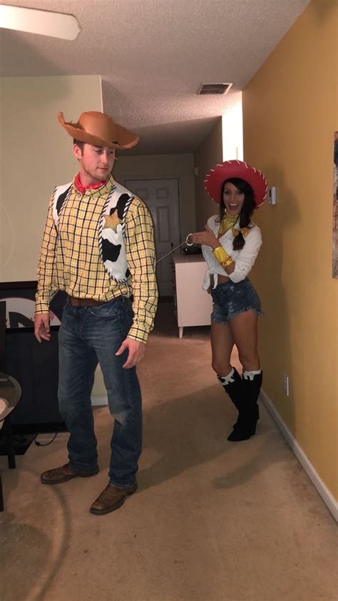 woody and jessie costume photos