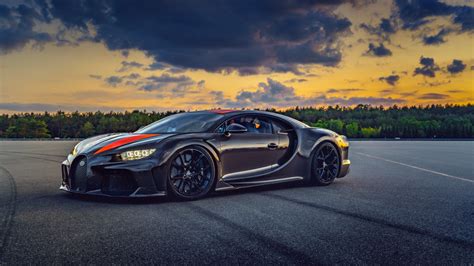 Bugatti will make 30 examples of the chiron super sports 300+, and pricing starts at $3.5 million before taxes and. Bugatti Chiron Super Sport 300+ Prototype 2019 4K 8K HD ...