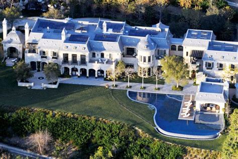 Dr Dre Closes On Tom Bradys 50m Mansion Mansions Celebrity Houses