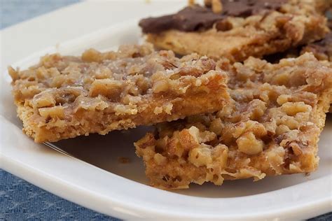 Pecan Graham Cracker Bars