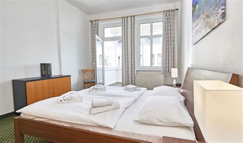 Hier erwarten sie insgesamt 12 appartements, einige bieten für bis zu 6. 40 Best Images Haus Felicitas Binz : Haus Felicitas im ...