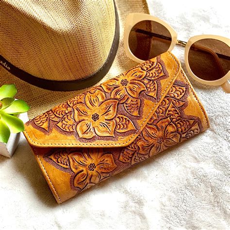Handmade Tooled Leather Woman Wallet Woman Wallet Leather T For