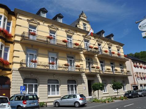 But surefootedness and suitable footwear are a requirement! Verbandsgemeinde Altenahr | Kurzportrait