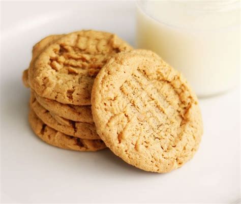 Only 4.4 g net carbs per large cookie. No-Sugar, No-Flour Peanut Butter Cookies - Diabetic Club Diet | Recipe | "C" is for cookie in ...