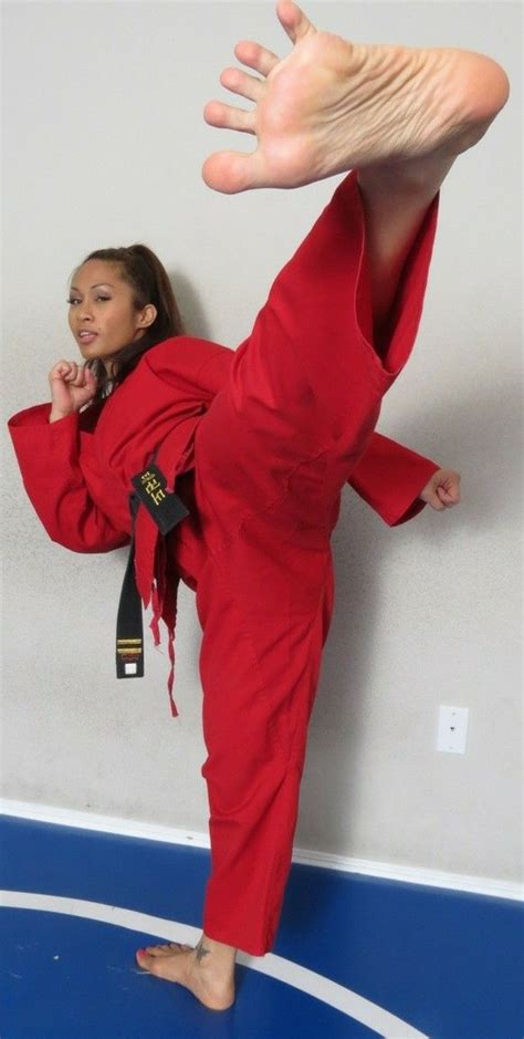 Pin By Steve Grassrope On Girls Kicks And Feet Women Karate Martial Arts Women Female Martial
