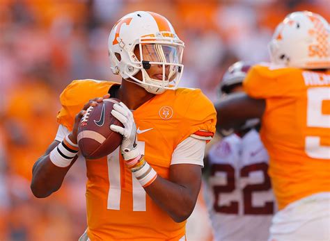 Former Vols Qb Josh Dobbs Is Performing As Expected So Far In Nfl