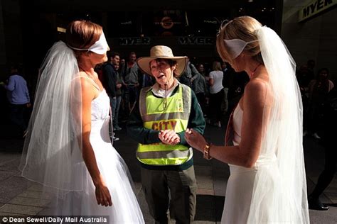 Blindfolded Brides Propose To Strangers At Sydneys Pitt Street Mall