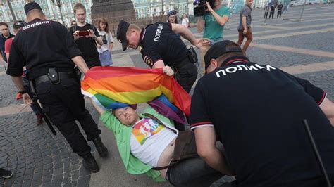 Russia Lgbt Activists Detained During St Petersburg Rally Bbc News