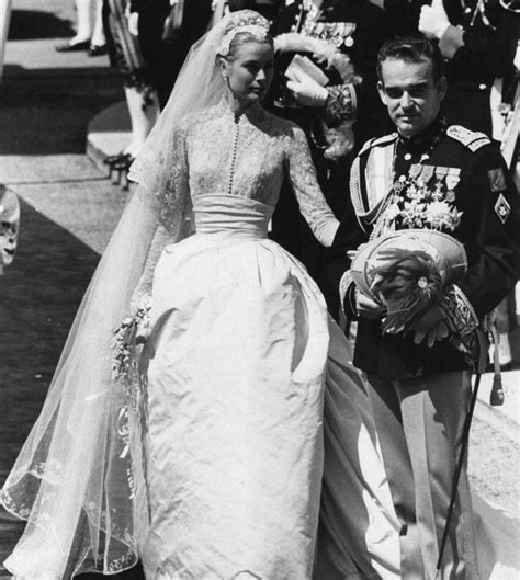 Grace Kelly And Rainier Iii Prince Of Monaco Wedding 1956 From The