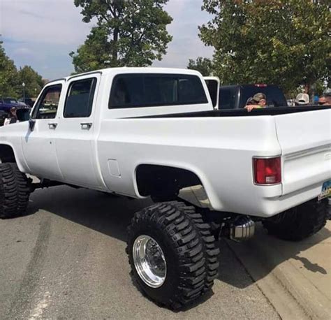 Pin By Shane Largent On Chevy Classic Pickup Trucks Lifted Chevy