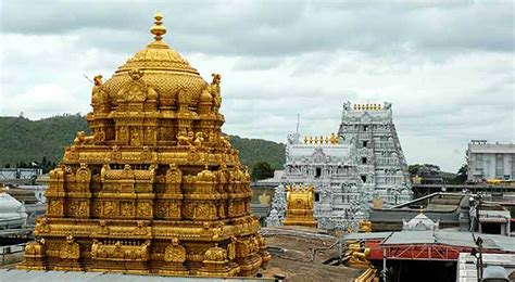 10 Scientific Reasons Behind Why You Should Visit Hindu Temple