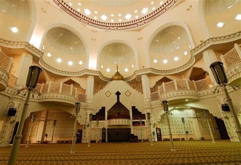 Masjid bandar diraja, klang ini telah dirasmikan pada 11. Sekinchan stock image. Image of vegetables, field ...