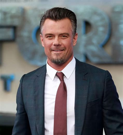 Josh Duhamel Set To Receive Honorary Doctorate Young Hollywood