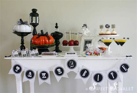 Halloween Tablescape Adult Halloween Party Halloween Party Ideas